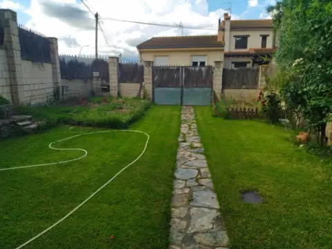 Chalet rústico en Camino de los Arrieta, 42