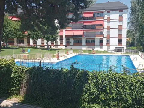 Piso en Avenida de Valdelasfuentes, 36