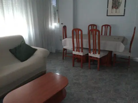 Piso en calle Floridablanca de Guadalupe de Maciascoque, 7