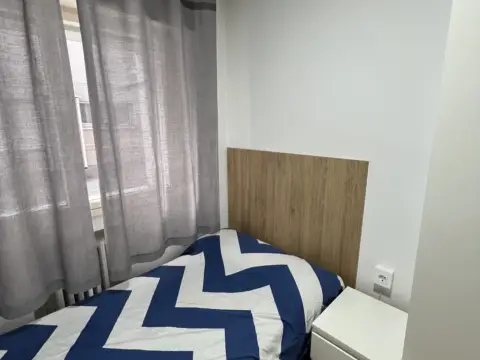 Habitación en calle de Gutiérrez Herrero, 10