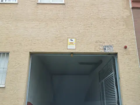 Garaje en calle Doctor Juan Nicolás Márquez Domínguez, 11