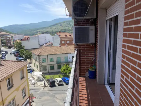 Piso en calle de la Huerta, 2