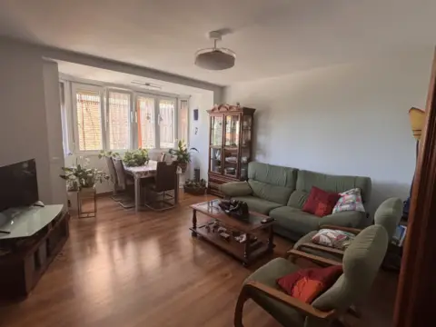 Piso en Avenida de Barcelona, 5