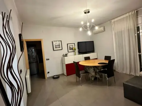 Habitación en Avinguda de l'Alcalde Porqueres, 19