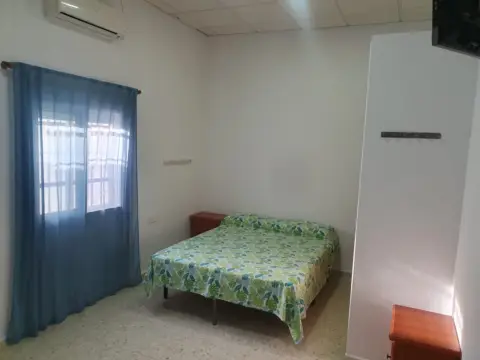 Habitación en Avenida de los Azahares, 2