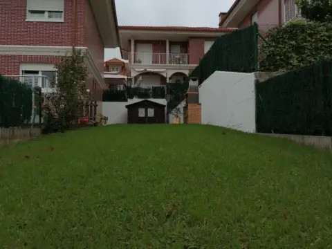 Chalet unifamiliar en calle de Serna, 1