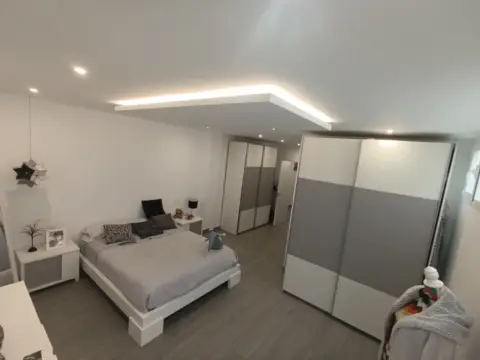 Piso en calle de los Jardines, 1