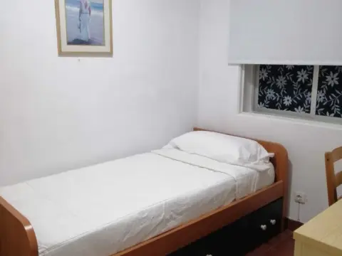 Habitación en calle de Juan Ortiz de Zárate, 9