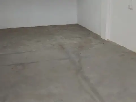 Casa adosada en calle Dalia, 2