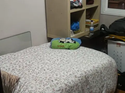 Casa adosada en Carrer de l'Abat Escarré, 34