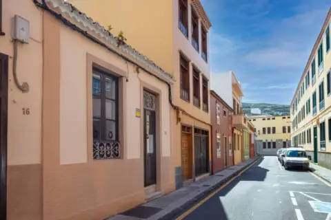 Piso en calle Cabrera Pinto, 14