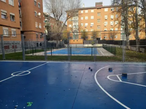 Piso en calle del Estaño, 2