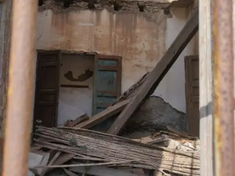 Casa rústica en calle de Salvador Rueda, 1