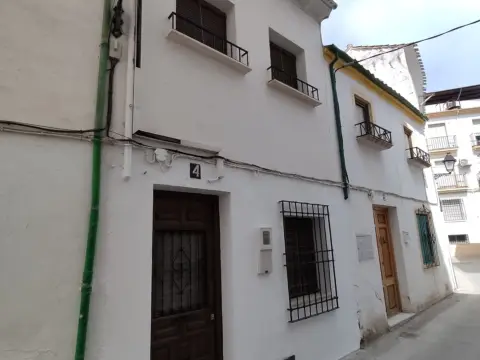 Casa adosada en calle Joya, 4