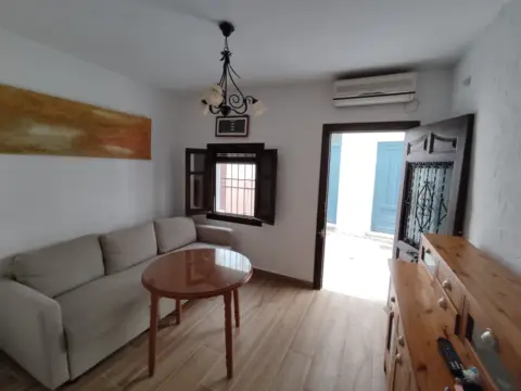 Casa adosada en calle Joya, 4