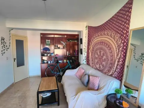 Habitación en calle Guadiato, 6