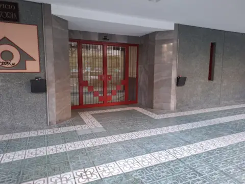 Piso en calle María Teresa León, 13