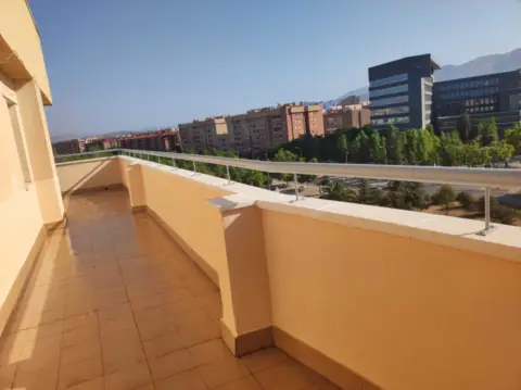 Piso en calle de Tete Montoliú, 14