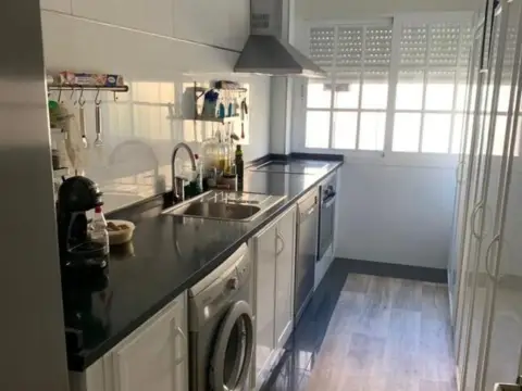 Habitación en Avenida del Ejército, 3