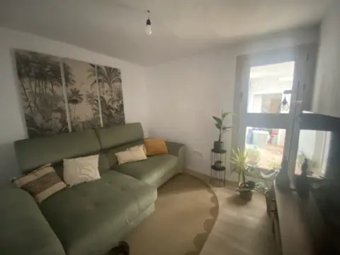 Casa adosada en calle de la Iglesia, 7