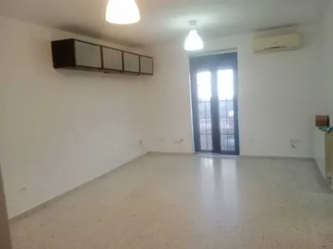 Casa adosada en calle de Hernando Soto, 1