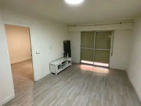 Piso en calle Pintor Velázquez, 8