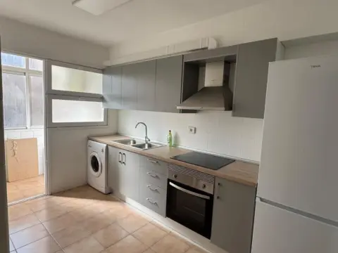 Piso en Avinguda del Cedre, 56