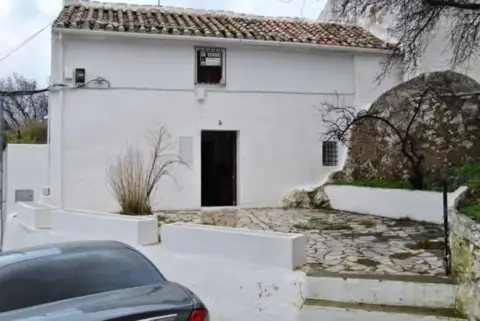 Casa rústica en calle de las Cruces, 1