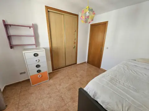 Habitación en Carrer Colonia Santa Isabel, 55
