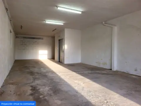 Garaje en Carrer de València, 1