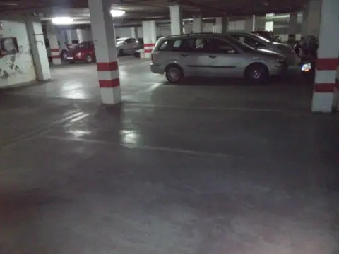 Garaje en calle de José Payán, 60