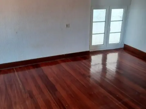 Piso en calle de Iribarrena, 1