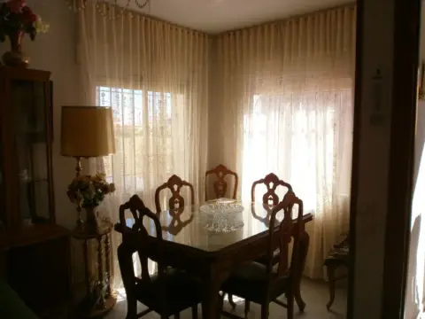 Casa unifamiliar en calle Calvario, 13