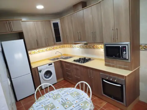 Casa unifamiliar en calle San Isidro, 82