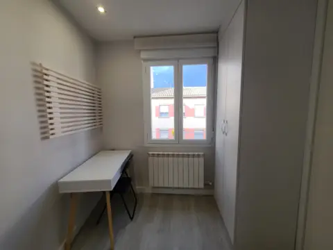 Piso en calle de San José de Calasanz, 18