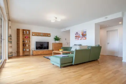 Apartamento en Avenida de la República Argentina, 48