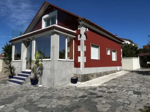 Casa unifamiliar en Baixada Samil, 91