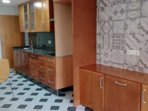 Estudio en Avenida Familia Betancourt y Molina, 8