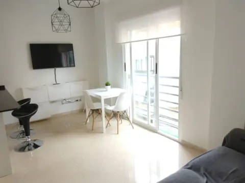 Piso en calle de Jijona, 10