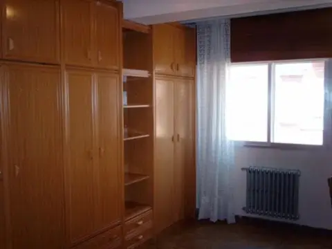 Habitación en calle de la Madre de Dios, 27