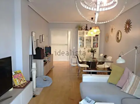 Piso en calle Regato, 1