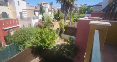 Chalet adosado en Pasaje de Blasco Ibáñez, 1