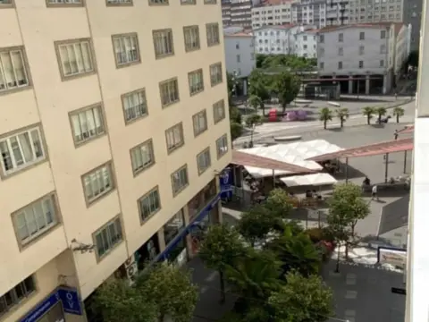 Piso en Rúa de Santo Domingo de la Calzada, 4