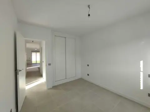 Chalet pareado en calle Andaluzia, 49