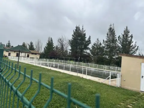 Chalet adosado en calle Clavel, 7