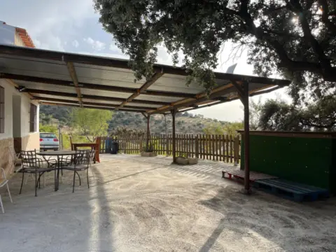 Casa rústica en Plaza del Llanete de Abajo, 1