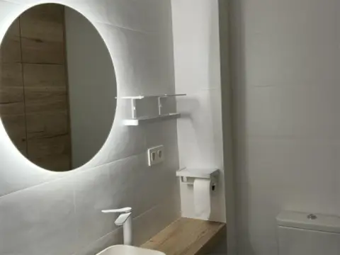 Piso en calle de Isaac Albéniz, 3