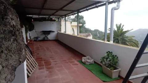 Chalet unifamiliar en calle Tres Acequias, 27