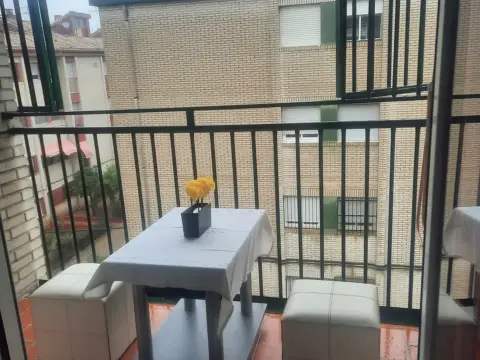 Piso en calle de Matilde Cantos, 2