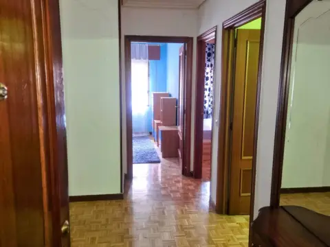 Piso en calle de la Salud, 3